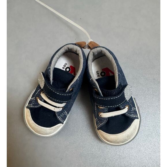 See Kai Run Stevie II Chambray Denim Boys Size 4Y - Picture 2 of 4